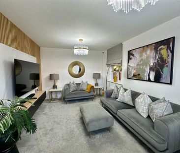 4 bedroom detached house to rent - Photo 3