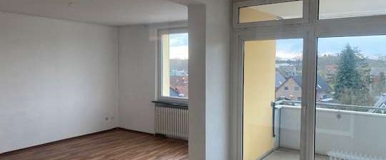 Gemütliche 2, Zimmer Wohnung mit Balkon und Einbauküche - Foto 1