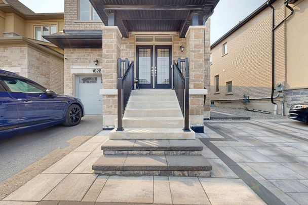 For Lease - 1028 Pelican Trail Unit# Upper, Pickering, Ontario - Photo 1