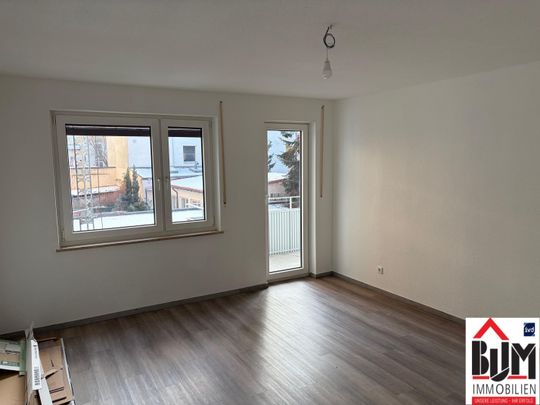*3 Zimmer - renoviert - Südbalkon - Stellplatz oder Garage* - Photo 1