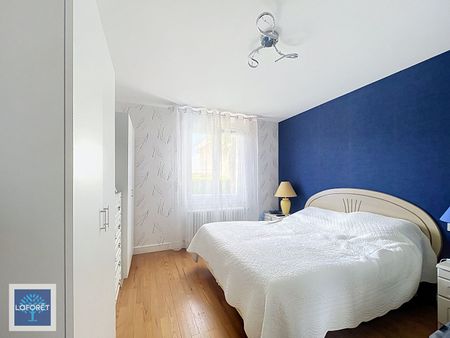 Maison T6 SATHONAY VILLAGE à louer - Photo 4