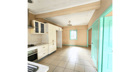 Well-Presented 2-Bedroom Home in Prime Location - Photo 2