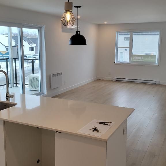 Condo locatif neuf 4 1/2 secteur Charny, 2-3e étage dès maintenant, avril ou mai 2026 - Photo 1