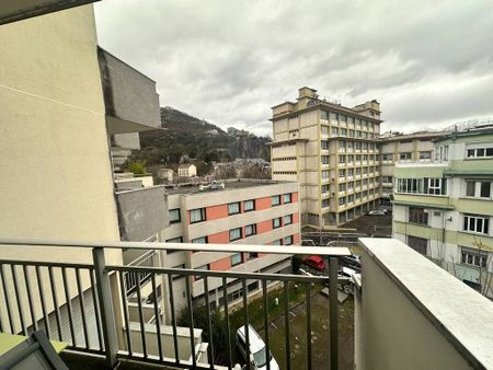 Location Appartement 24m² GRENOBLE 38000 - Photo 2