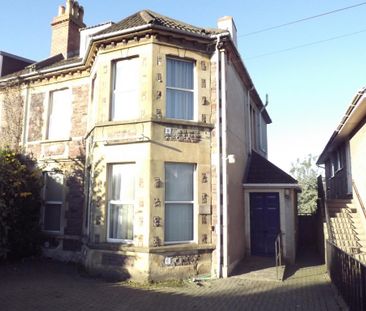1 bedroom in a house share to rent - Photo 6
