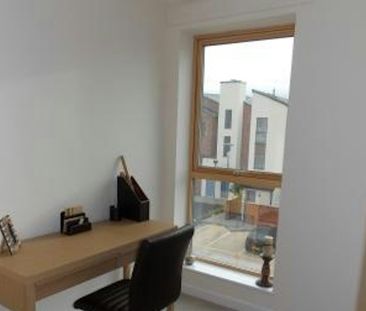 Terraced House to rent on - Photo 4