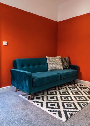 1 bedroom in a house share to rent - Photo 1