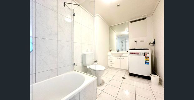 FURNISHED - Two bedroom apartment. - Photo 1