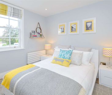 Immaculately presented Grade II listed house opposite The Long Walk... - Photo 6