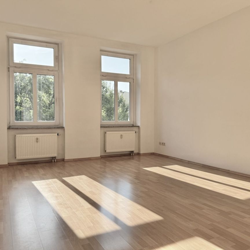 TOP! • Kaßberg • Balkon • 3 Zimmer • Laminat • innenliegendes Bad mit Wanne • Hausgarten • Mieten!? - Photo 1