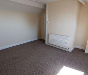 3 bedroom end of terrace house to rent - Photo 5