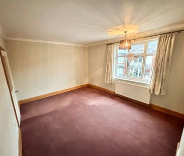 Crescent Road, Hugglescote, LE67 - Photo 3