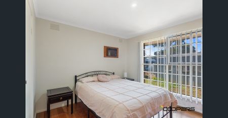 Spacious 3-Bedroom Family Home on a Large Block in Melton South - Photo 3