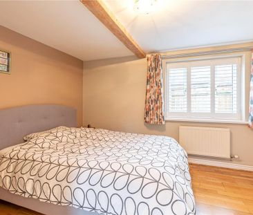 3 bedroom semi-detached bungalow to rent - Photo 4