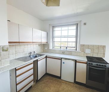 1 bedroom flat to rent - Photo 6