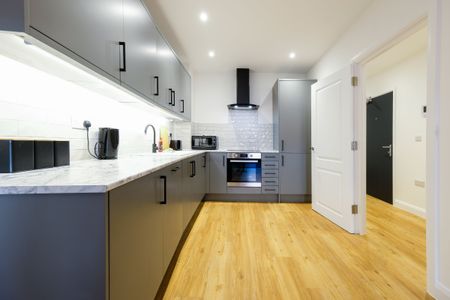 1 Bedroom Home – Medium Let - Photo 3