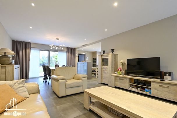 HOB met 3 slaapkamers - Photo 1