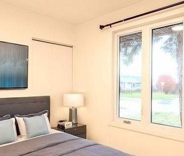 For Lease - 18 Majestic Drive Unit# A, South of Baseline to Knoxdal... - Photo 6