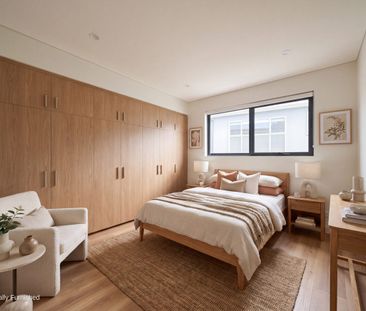 Spacious Brand New Double Brick Duplex with Five Bedrooms in Prime ... - Photo 3
