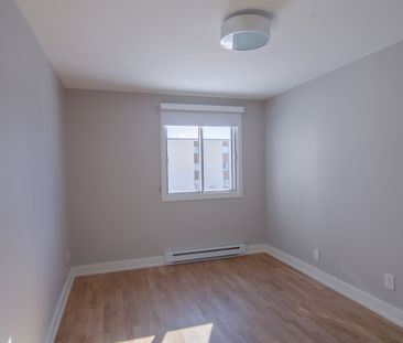 1550 Avenue Filion - Photo 2