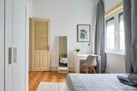 Rua Chaby Pinheiro, Lisbon, Lisbon 1000-078 - Photo 4