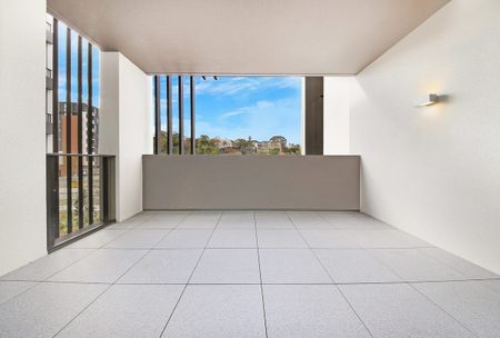 Generous Layout | Double Balconies | North East | 114 m2 - Photo 5