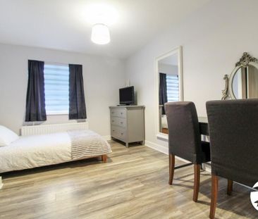 2 bedroom flat to rent - Photo 6