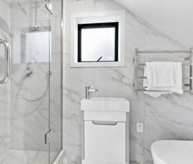 Modern 2-Bedroom Unit in New Lynn - Photo 6