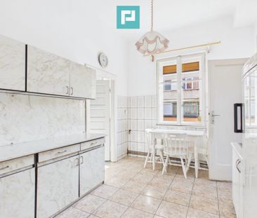 Închiriază Apartament 3 camere P-ța Spitalului - Photo 1