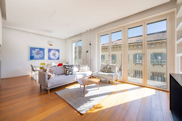 Bright and elegant apartment in the heart of Milan - Foto 1