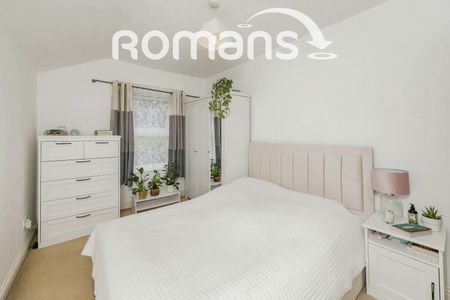 3 bedroom terraced to rent - Photo 2