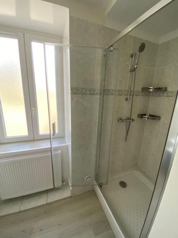 Location Appartement 3 pièces 71m² LIMOGES 87100 - Photo 4