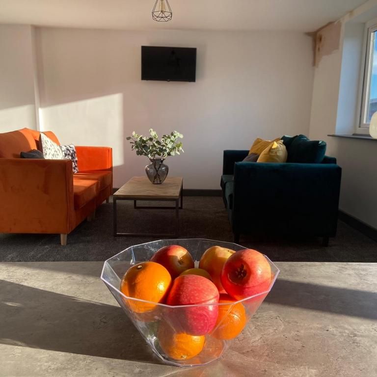 1 bedroom in a house share to rent - Photo 1