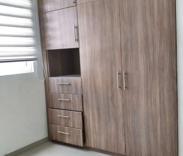 Casa en renta Valle Imperial 3 recámaras, 2.5 baños, Coto Almendro ... - Photo 2