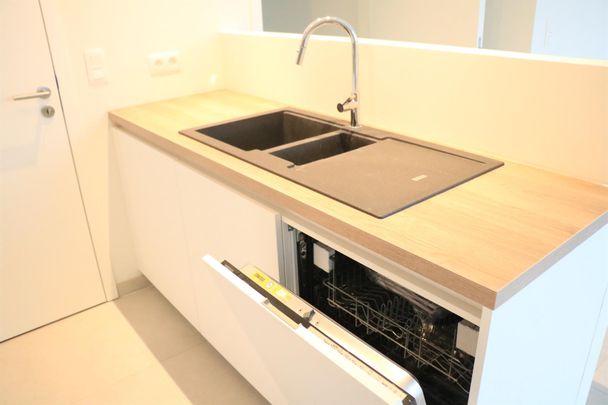 Energiezuinig appartement met zonneterras centrum Zellik - Photo 1