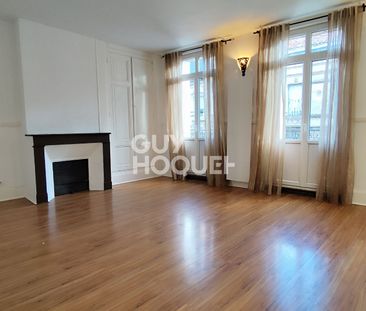 Appartement type Haussmannien T2 bis en centre ville - Photo 4