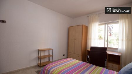 granada, Andalusia 18011 - Photo 2