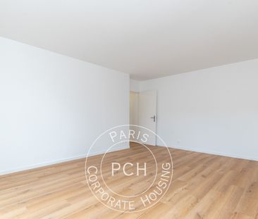 T3 vide, avec parking en option, rue Pouchet, - Photo 3