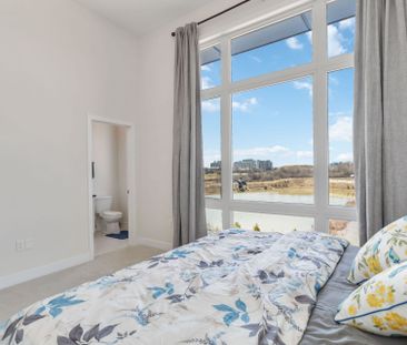 For Lease - 3051 Meadowridge Drive, Oakville, Ontario - Photo 1