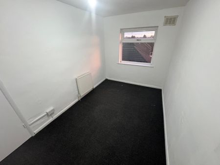 6B Wootton Avenue, Wolverhampton, West Midlands, WV11 3AA - Photo 5