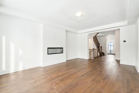 For Lease - 36 Betterridge Trail, Barrie, Ontario - Photo 4