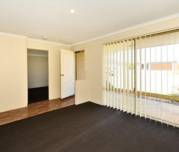 46 Forty Road, Secret Harbour WA 6173 - House For Rent | Domain - Photo 3
