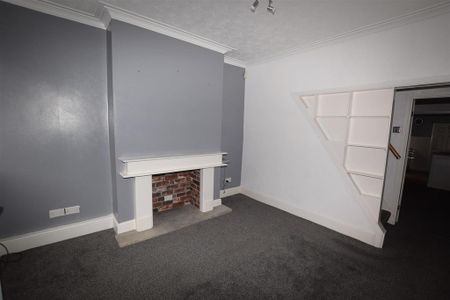 2 bedroom terraced house to rent - Photo 5
