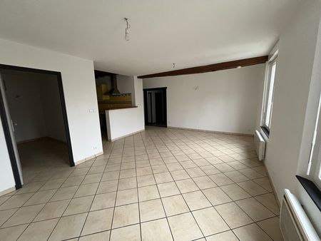 Location appartement 2 pièces, 71.00m², Château-Renault - Photo 3