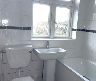 2 bedroom maisonette to rent - Photo 6