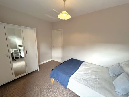 3 bedroom house share to rent - Photo 3