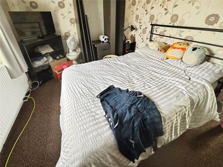 2 bedroom semi-detached house to rent - Photo 3