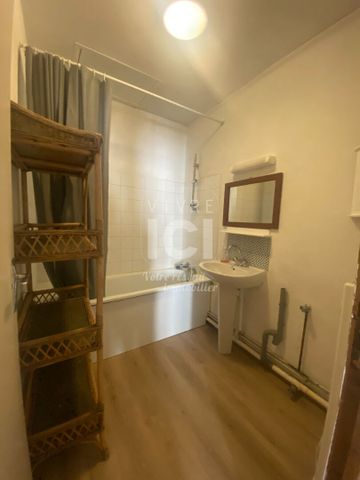 Location Appartement 2 pièces 40m² - Photo 4