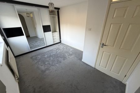 Sage Close - Photo 4