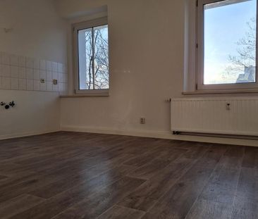 Single-Glück über den Dächern: Dein moderner Logenplatz in City-Nähe! - Photo 2